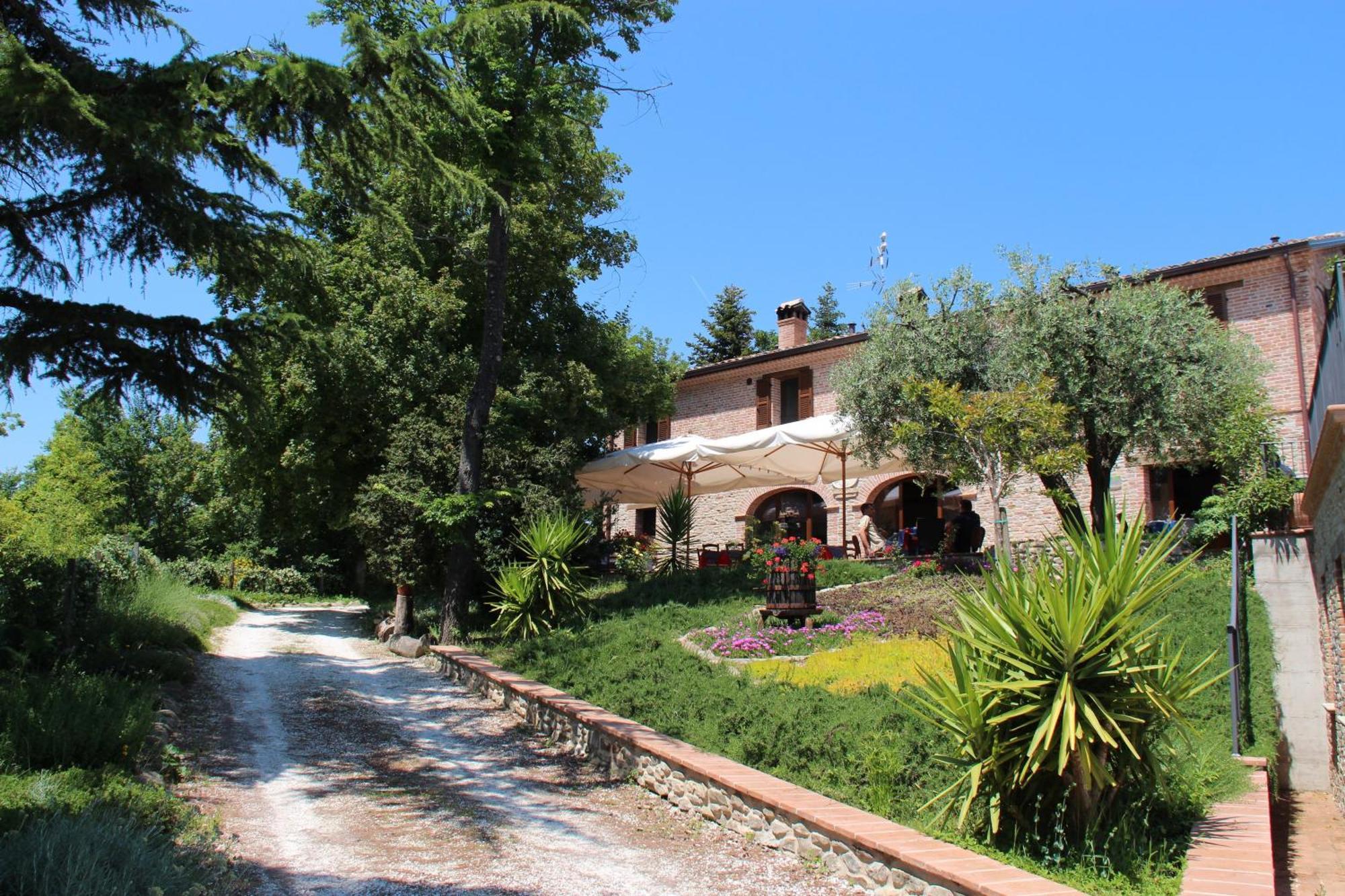 Agriturismo Biologico Villa Rosa Monte Guiduccio Exterior photo
