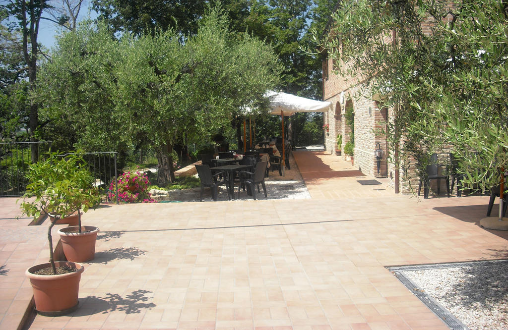 Agriturismo Biologico Villa Rosa Monte Guiduccio Exterior photo